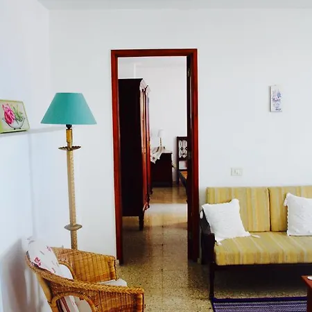 Apartament Avenida 4 *