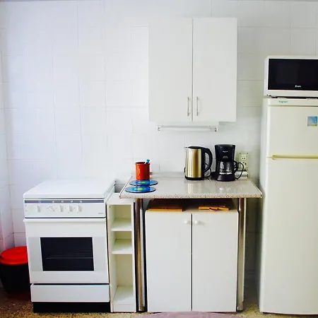Apartament Avenida 4 *